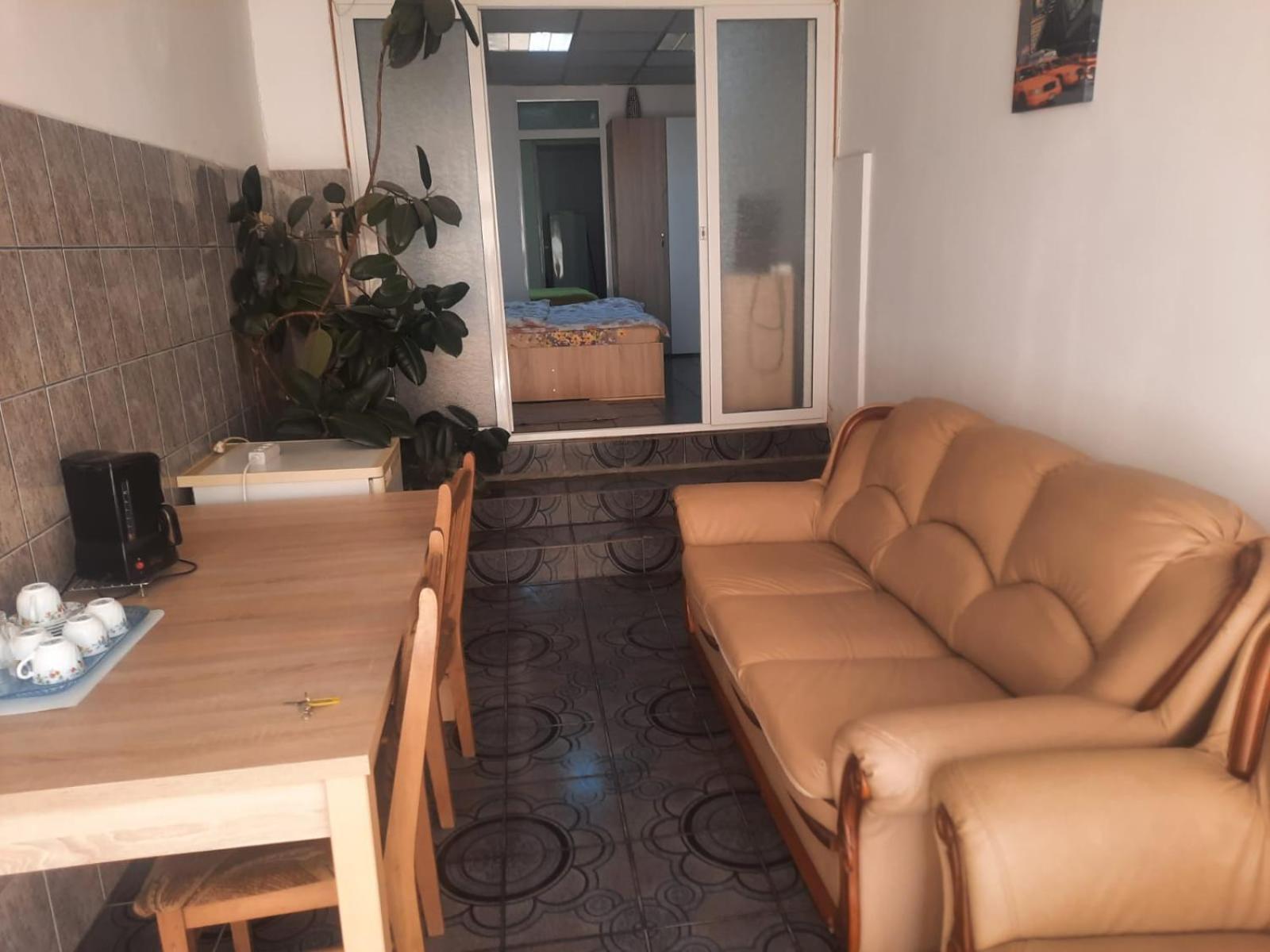 Garsoniera Del Dodo Apartment Alba Iulia Exterior photo